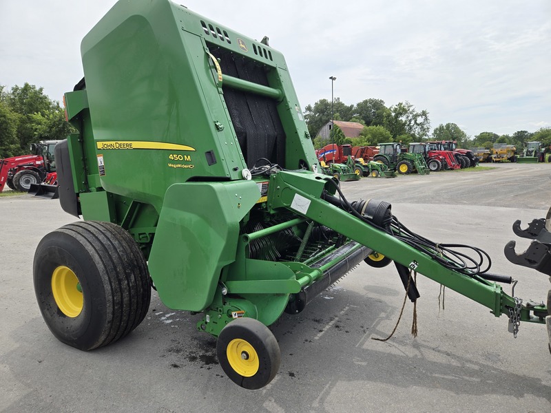 Hay & Forage  John Deere 450M Photo
