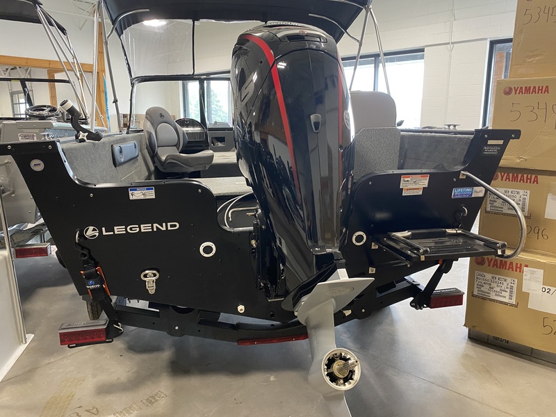 Boats  2023 Legend 18 XTE Sport Photo